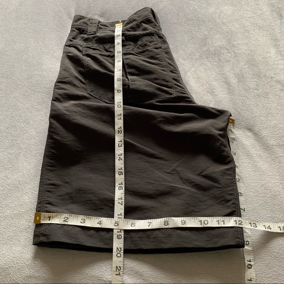 The North Face dark grey outdoor shorts, size 32 - Picture 16 of 16